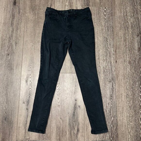 Universal Thread Denim - Universal Thread High Rise Black Jeans Women's Size 2/26S Denim Pants
